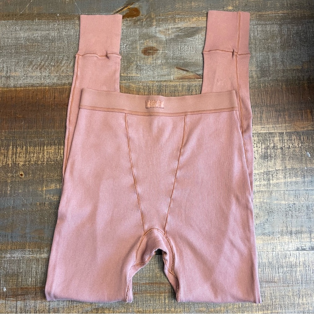 Skims cotton ribbed leggings